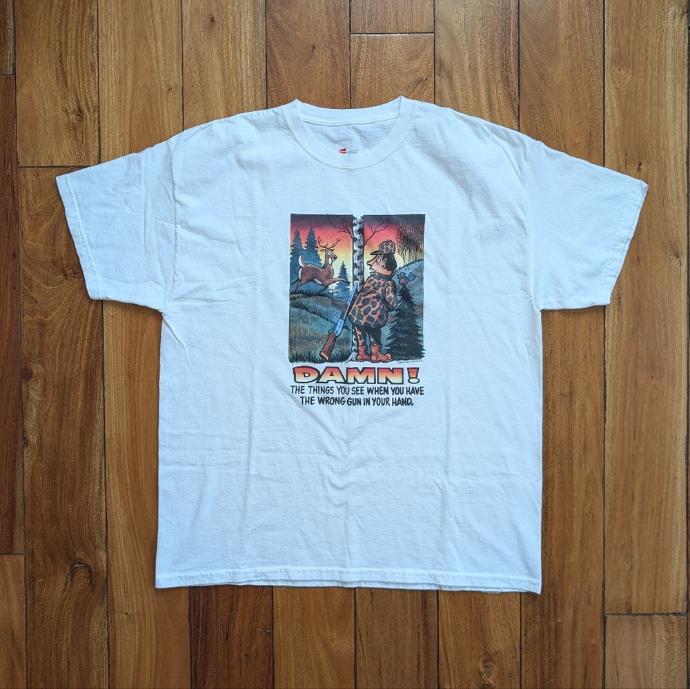 Funny Vintage Hunting Cartoon T-shirt (XL)